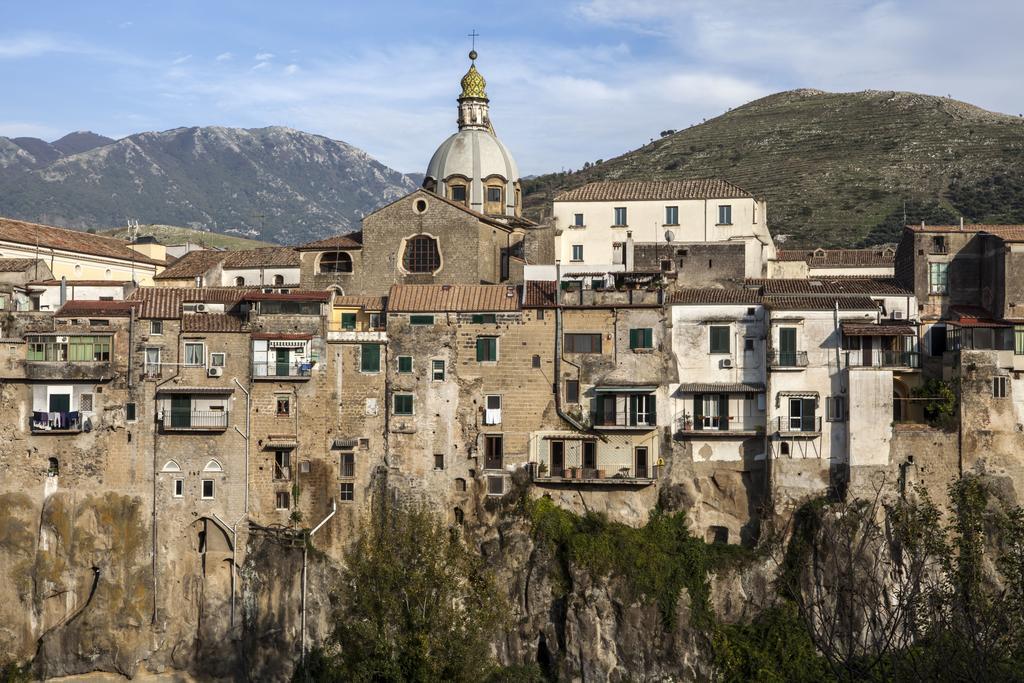 Il Feudo Di Sant'Agata Apartman SantʼAgata deʼ Goti Kültér fotó